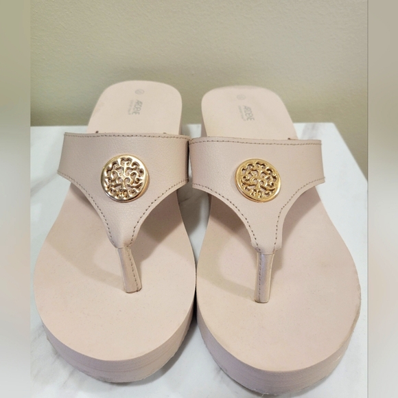 Ardene T-strap sandals - Picture 1 of 1